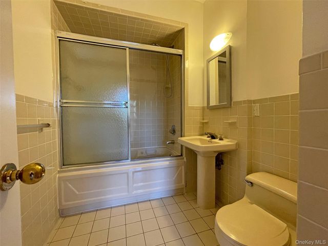 55 W Hartsdale Avenue H, Hartsdale, NY 10530
