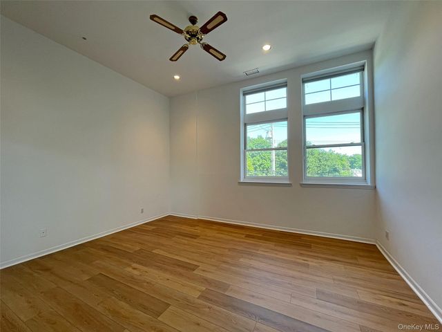 55 W Hartsdale Avenue H, Hartsdale, NY 10530