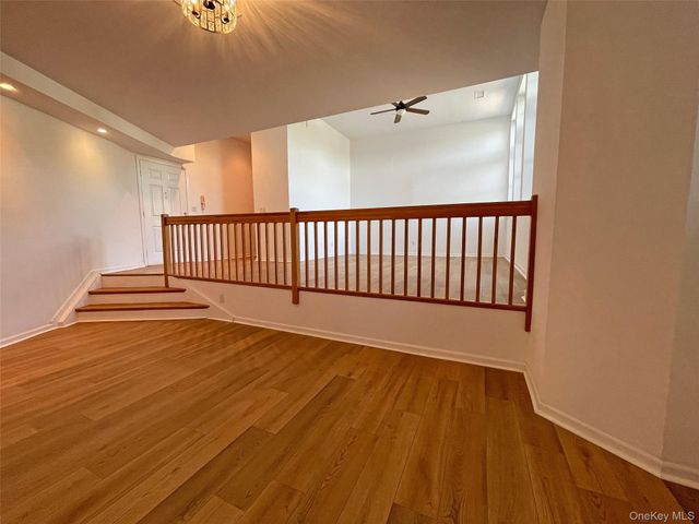 55 W Hartsdale Avenue H, Hartsdale, NY 10530