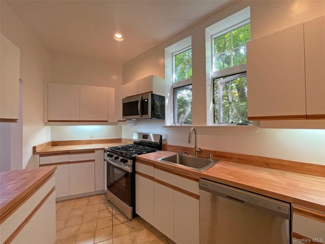 55 W Hartsdale Avenue H, Hartsdale, NY 10530