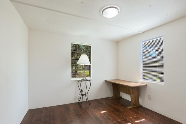 607 Driftwood LN, Cottonwood Shores, TX 78657