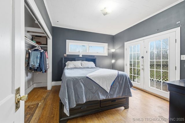 137 E 11th Avenue, Bristow, OK 74010