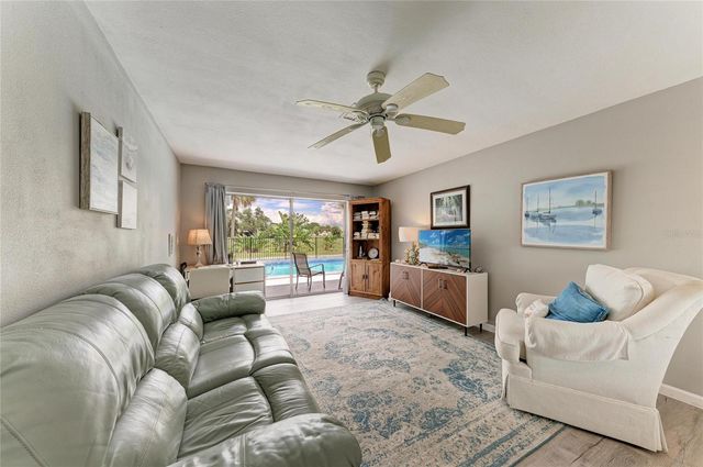 16 OAKLAND HILLS PLACE, Rotonda West, FL 33947