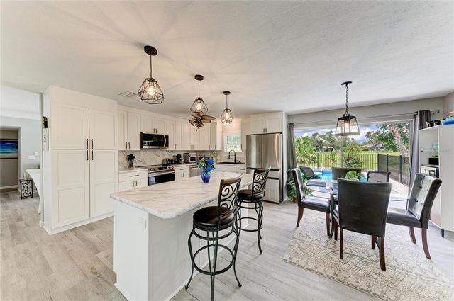 16 OAKLAND HILLS PLACE, Rotonda West, FL 33947
