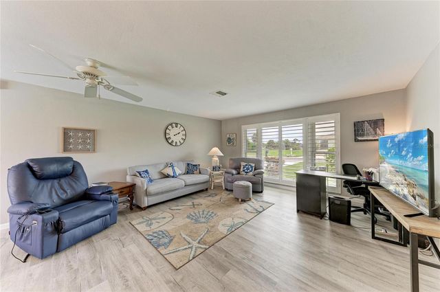 16 OAKLAND HILLS PLACE, Rotonda West, FL 33947