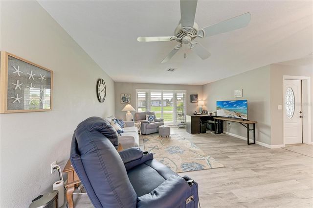 16 OAKLAND HILLS PLACE, Rotonda West, FL 33947