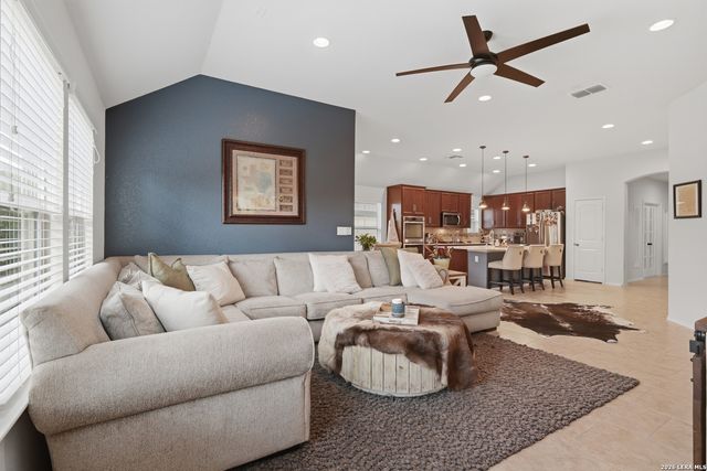 9158 Curling Post, Schertz, TX 78154