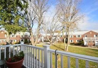 25517 74th Avenue B, Glen Oaks, NY 11004