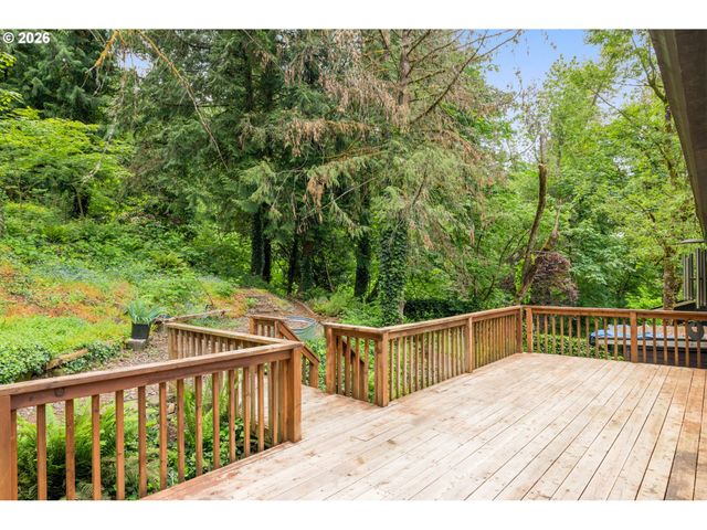 19780 WHITE CLOUD Cir, West Linn, OR 97068