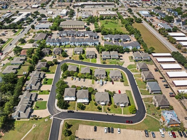 2330 Autumn Chase Loop A, College Station, TX 77840