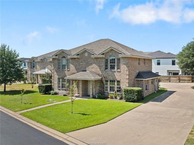 2330 Autumn Chase Loop A, College Station, TX 77840