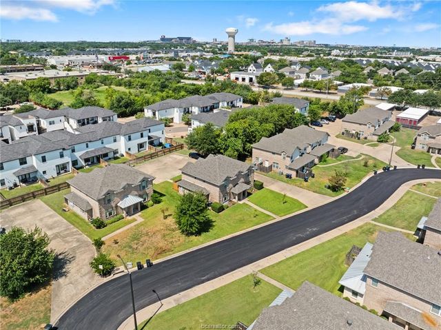 2330 Autumn Chase Loop A, College Station, TX 77840