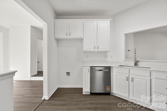 16209 Peachmont Drive, Cornelius, NC 28031