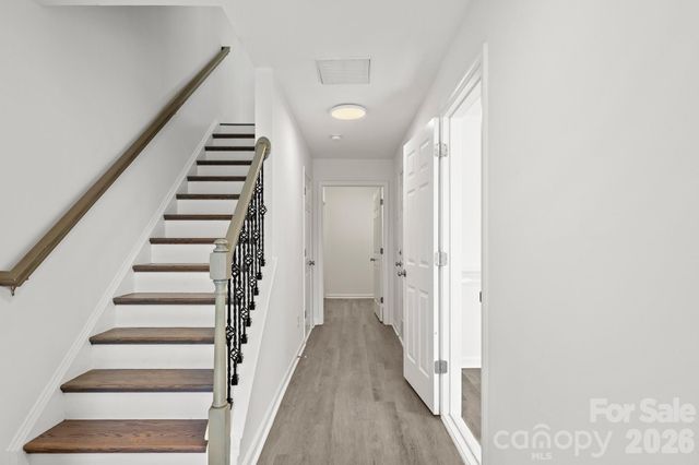 16209 Peachmont Drive, Cornelius, NC 28031