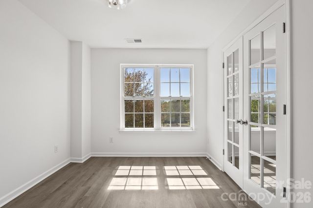 16209 Peachmont Drive, Cornelius, NC 28031