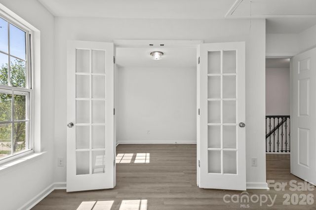 16209 Peachmont Drive, Cornelius, NC 28031