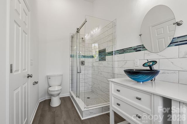 16209 Peachmont Drive, Cornelius, NC 28031