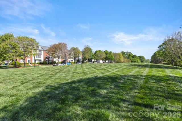 16209 Peachmont Drive, Cornelius, NC 28031