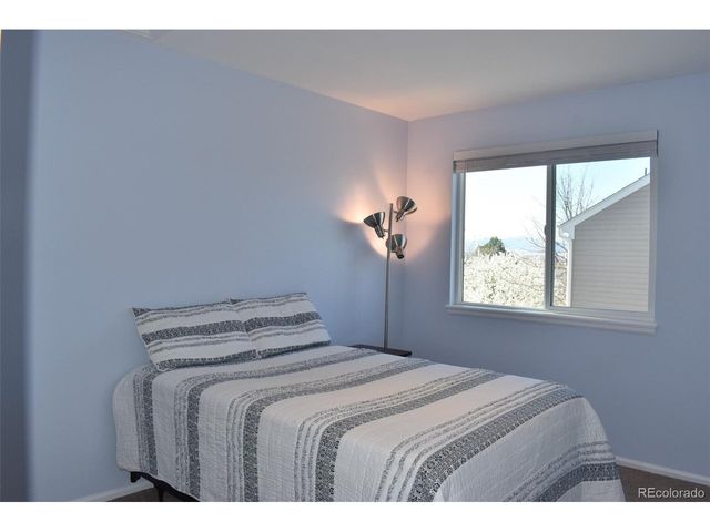 2822 Signal Creek Dr, Thornton, CO 80241