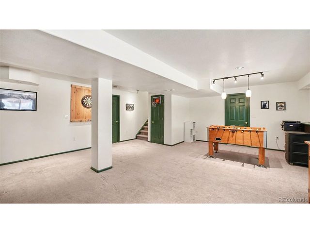 2822 Signal Creek Dr, Thornton, CO 80241