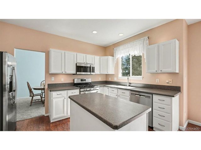 2822 Signal Creek Dr, Thornton, CO 80241