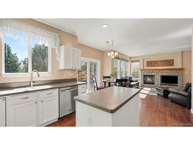 2822 Signal Creek Dr, Thornton, CO 80241