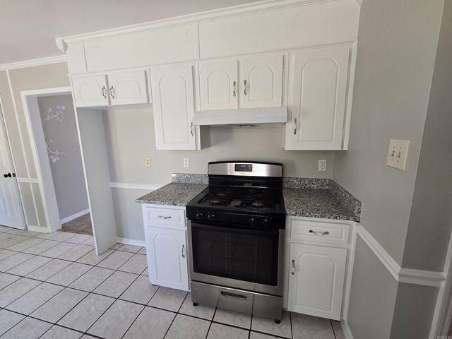 17 Mcarthur, Cabot, AR 72023