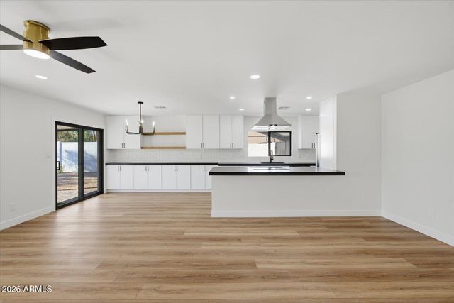 15652 N 52ND Street, Scottsdale, AZ 85254