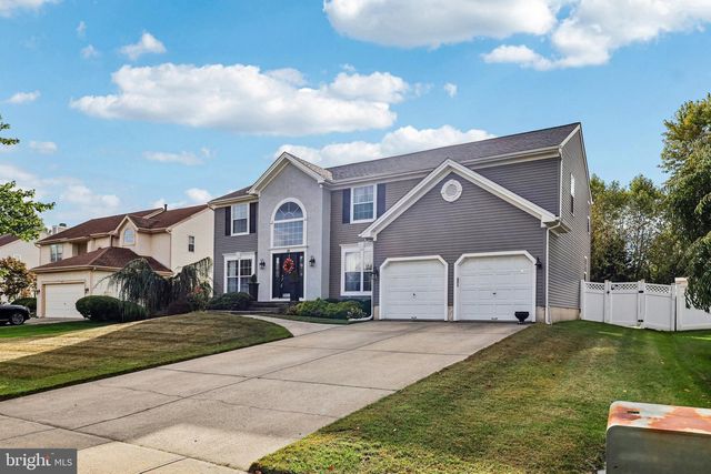 19 ANNAPOLIS DR, Marlton, NJ 08053