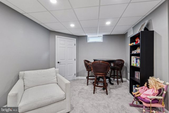 19 ANNAPOLIS DR, Marlton, NJ 08053