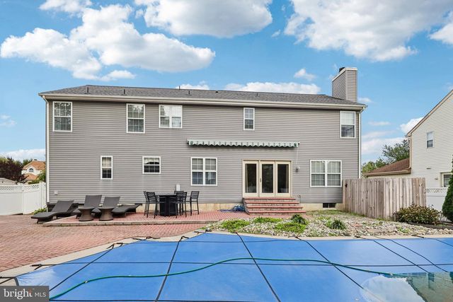 19 ANNAPOLIS DR, Marlton, NJ 08053