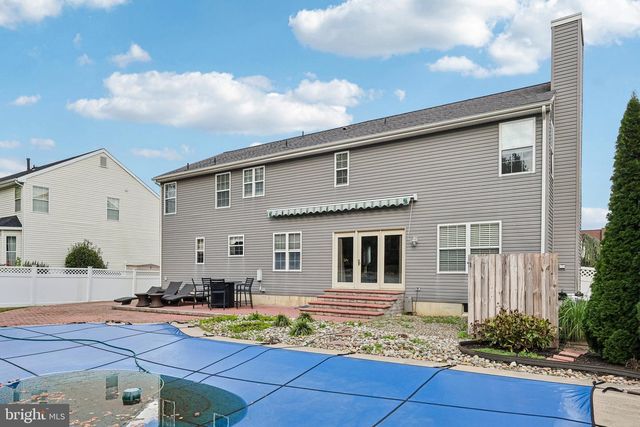 19 ANNAPOLIS DR, Marlton, NJ 08053