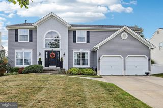 19 ANNAPOLIS DR, Marlton, NJ 08053