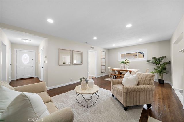 324 Sequoia, Brea, CA 92821