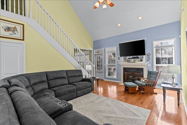 110 Brockton Ct, Dothan, AL 36305