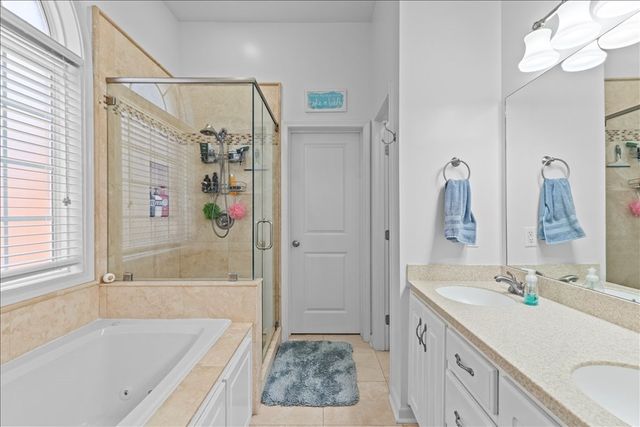 110 Brockton Ct, Dothan, AL 36305