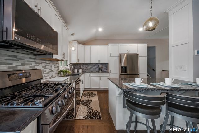 26 Indian Drive, Clinton, CT 06413