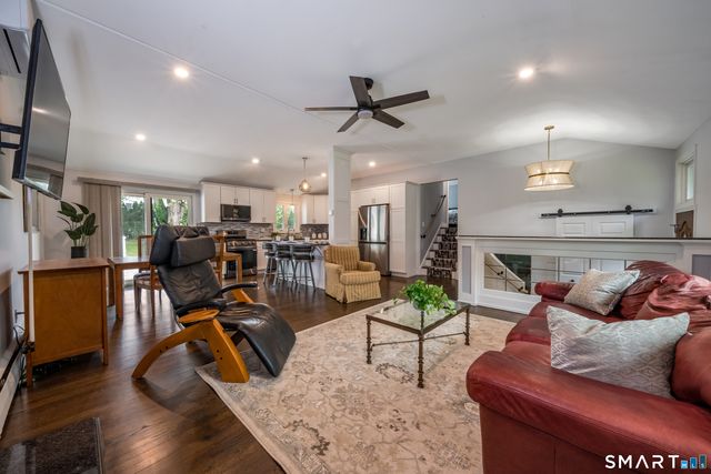 26 Indian Drive, Clinton, CT 06413