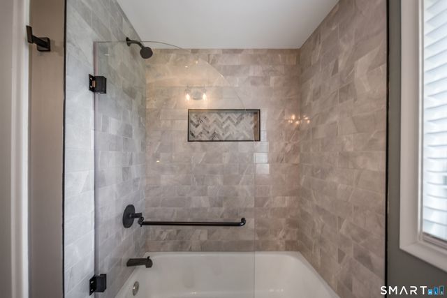 26 Indian Drive, Clinton, CT 06413