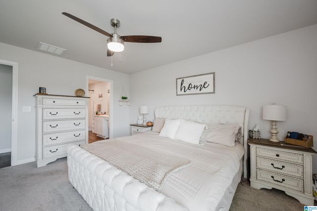 330 AMBER AVENUE, Calera, AL 35040