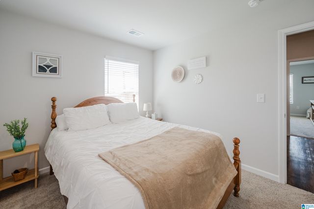 330 AMBER AVENUE, Calera, AL 35040