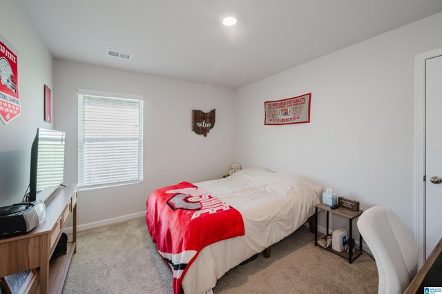 330 AMBER AVENUE, Calera, AL 35040