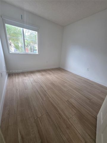15711 SW 137th Avenue 101, Miami, FL 33177