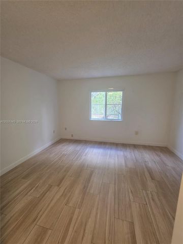 15711 SW 137th Avenue 101, Miami, FL 33177