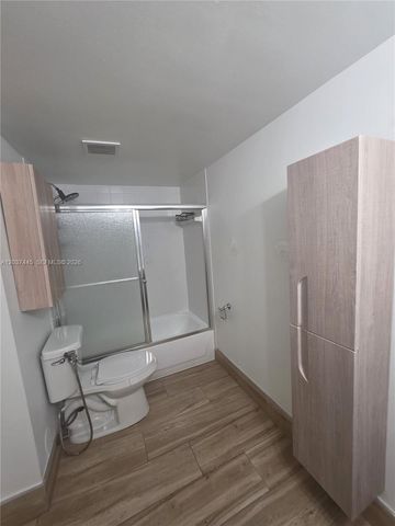 15711 SW 137th Avenue 101, Miami, FL 33177