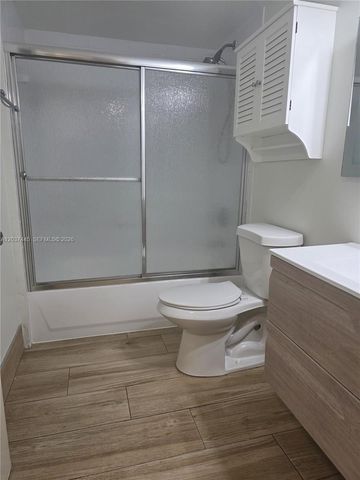 15711 SW 137th Avenue 101, Miami, FL 33177