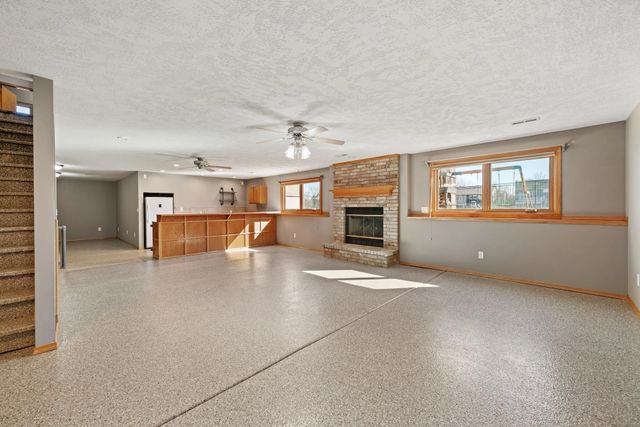 1002 N Cedar Downs Cir, Wichita, KS 67235