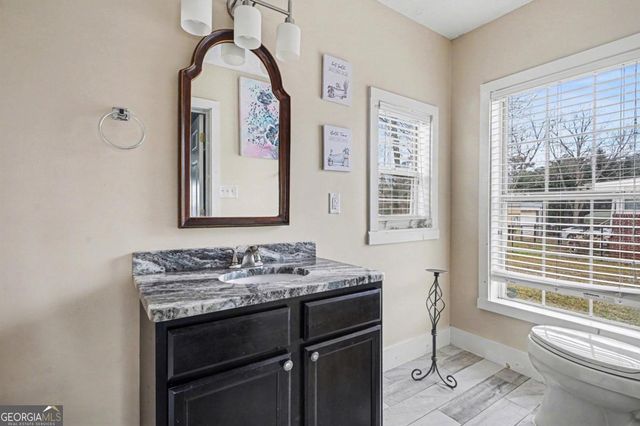 707 E Mcintosh Road, Griffin, GA 30223