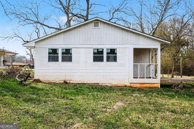 707 E Mcintosh Road, Griffin, GA 30223