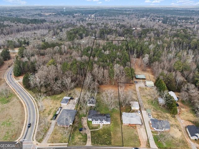 707 E Mcintosh Road, Griffin, GA 30223